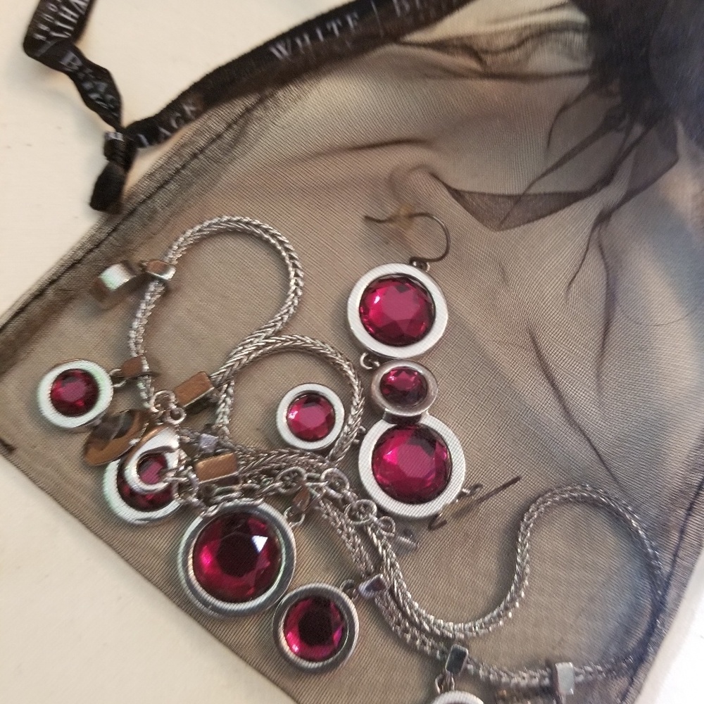 White House Black Market Jewelry set